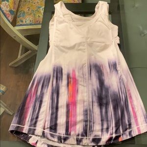 Lululemon work-out tank.